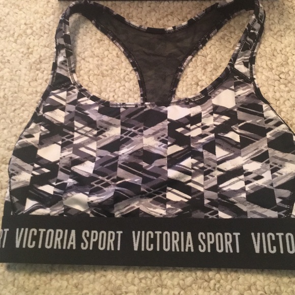 Victoria Secret sports bra size small NWT - Picture 4 of 6